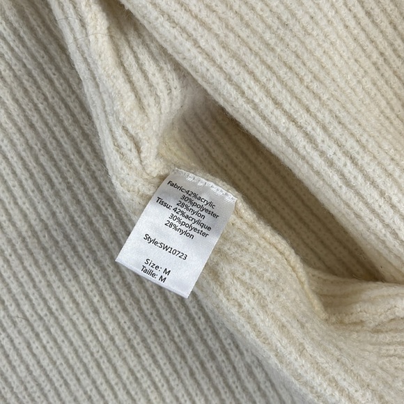 Elan ivory sweater cross cross turtleneck size Medium - Picture 3 of 4